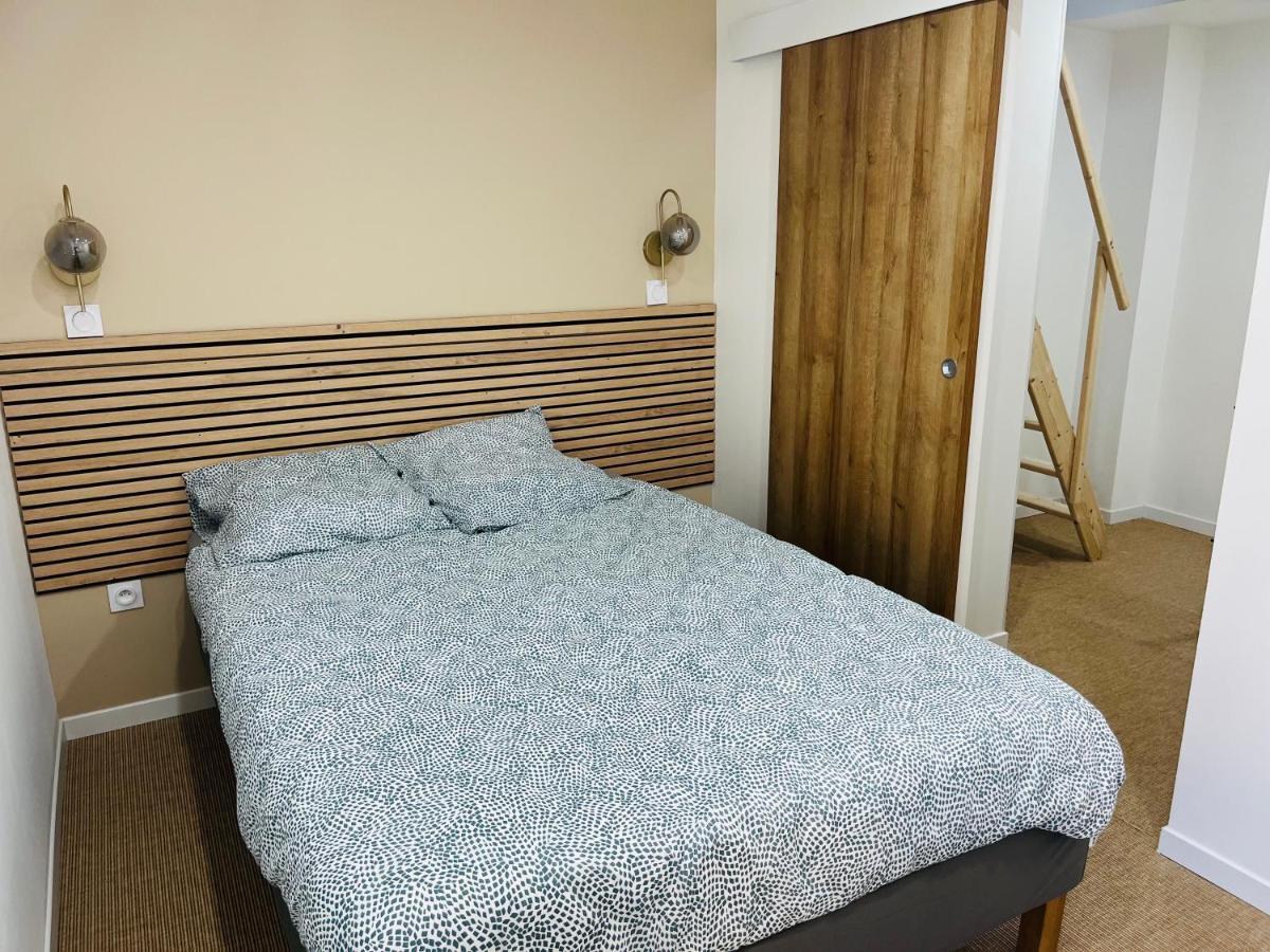 Charmante Maison En Pierre - Centre Ville - Plage 위스트르앙 외부 사진